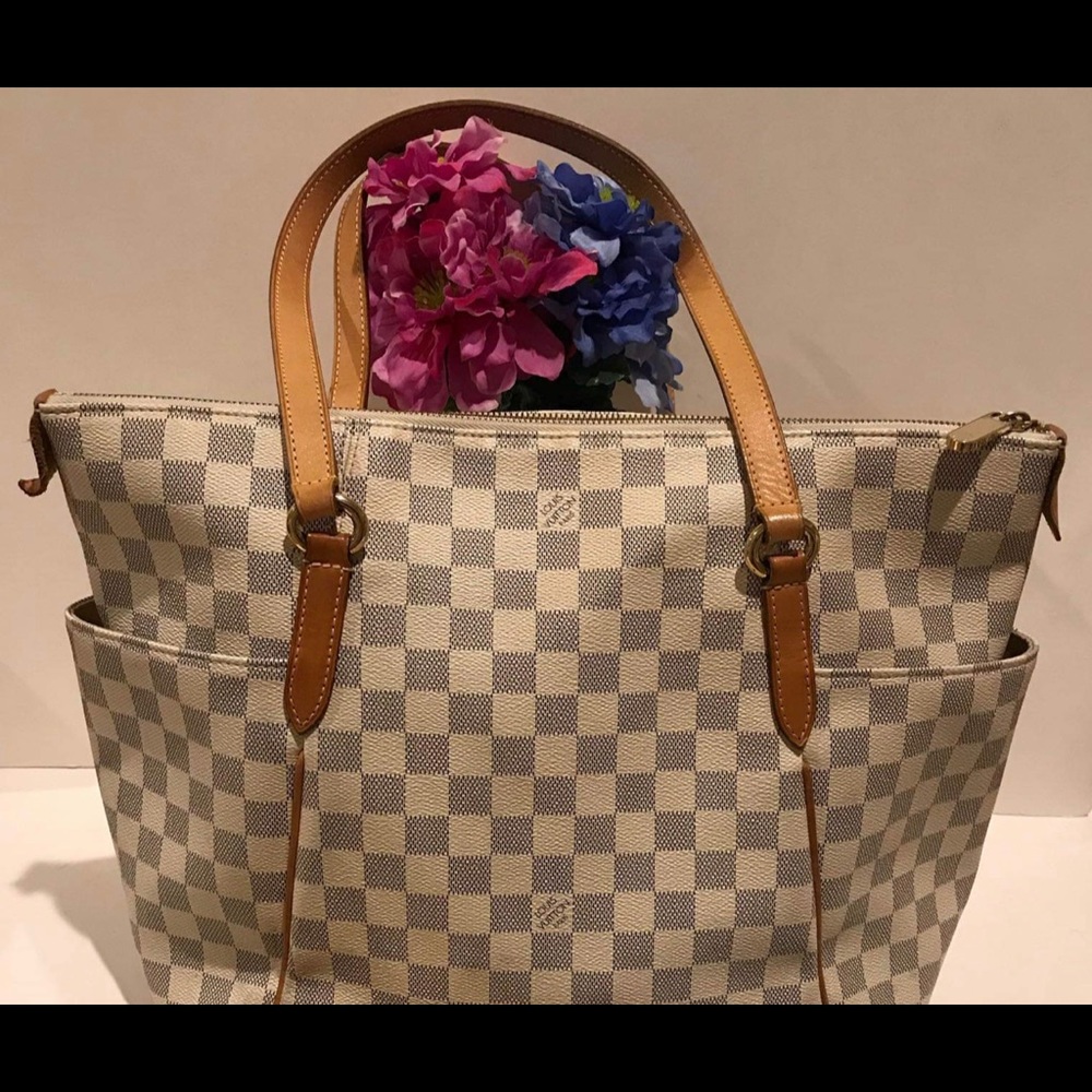 Louis Vuitton Totally Damien Pm
